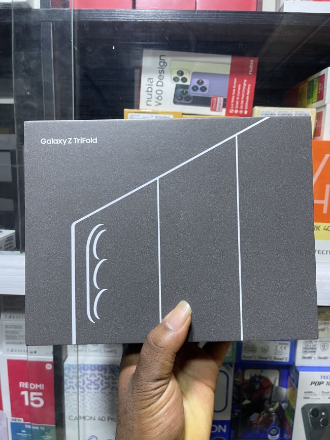 Samsung Galaxy Trifold